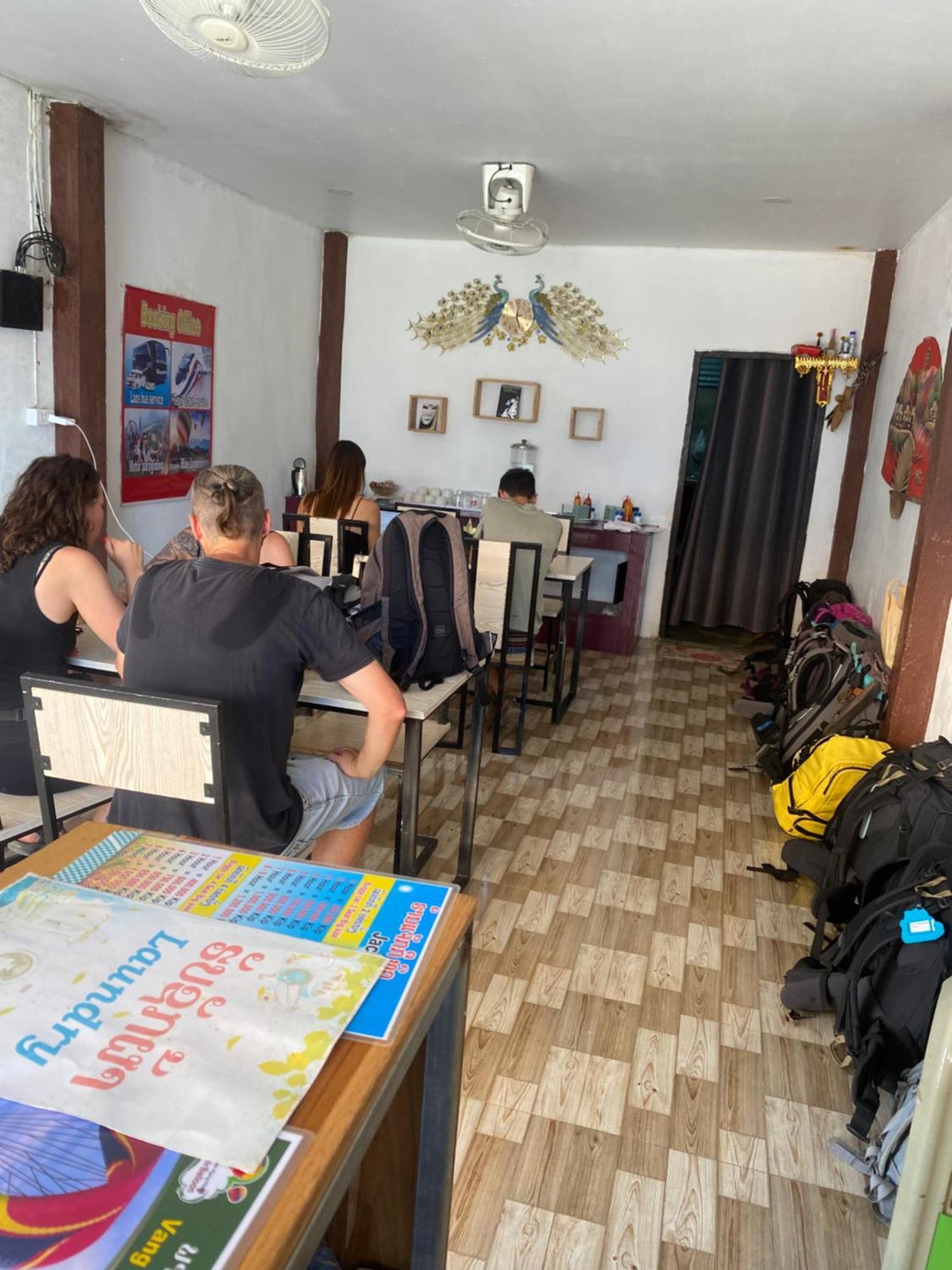 Vang Vieng Victory Hostel المظهر الخارجي الصورة